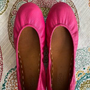 Size 9 Fuchsia Tieks Ballet Flats